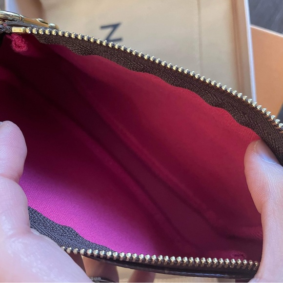 LOUIS VUITTON Monogram Christmas Mini Pochette - Picture 11 of 12